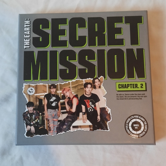 MCND - The Earth: Secret Mission Chapter 2 - 4th Mini Album - Picture 2 of 12